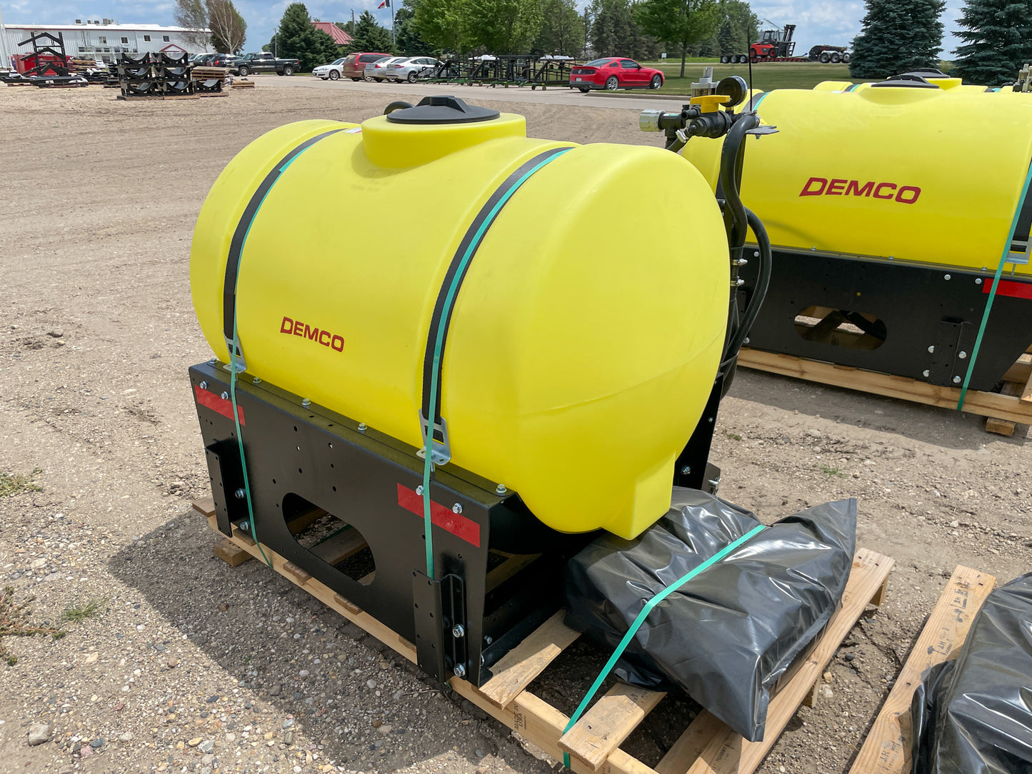 Demco RM200 200 Gallon Rear Mount Sprayer