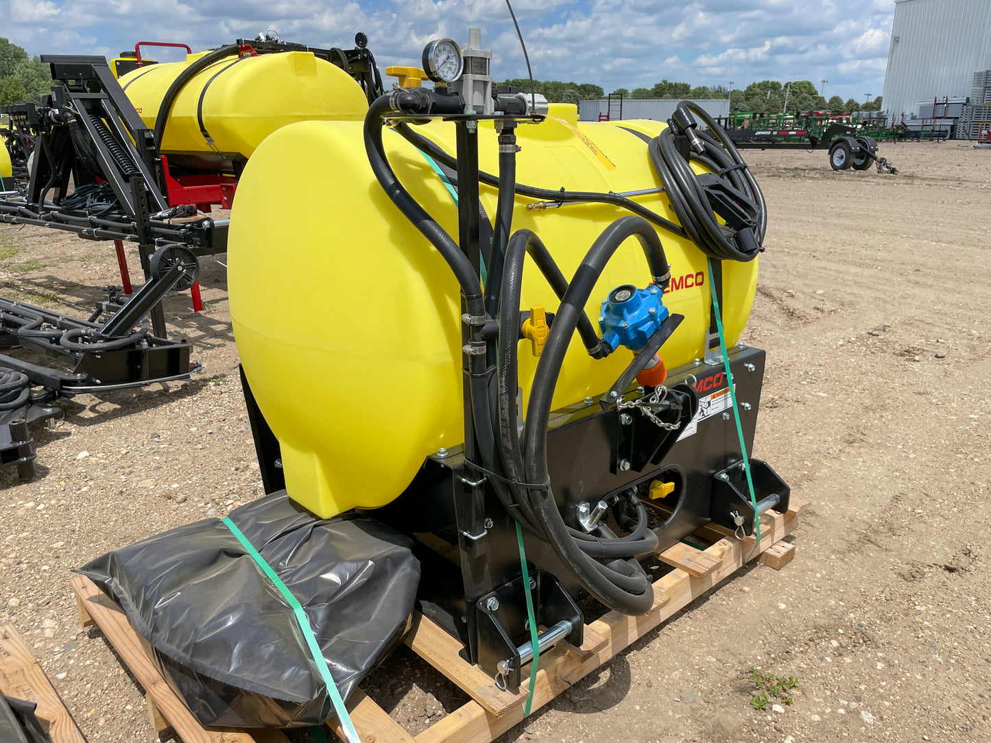 Demco RM200 200 Gallon Rear Mount Sprayer