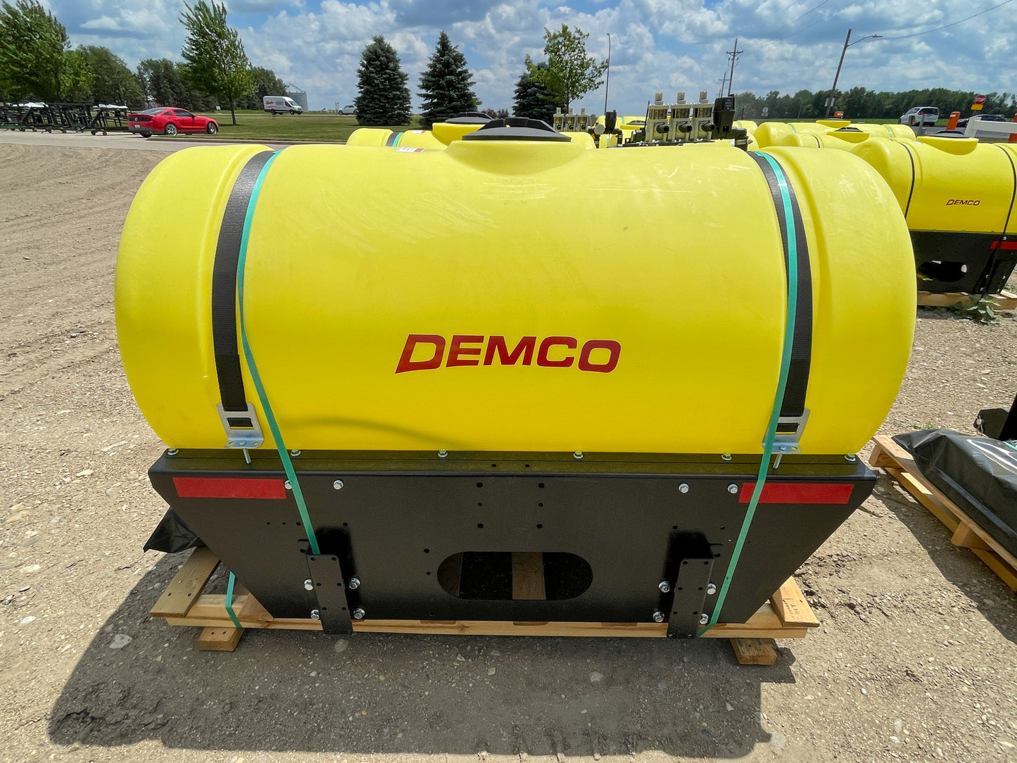 Demco RM200 200 Gallon Rear Mount Sprayer