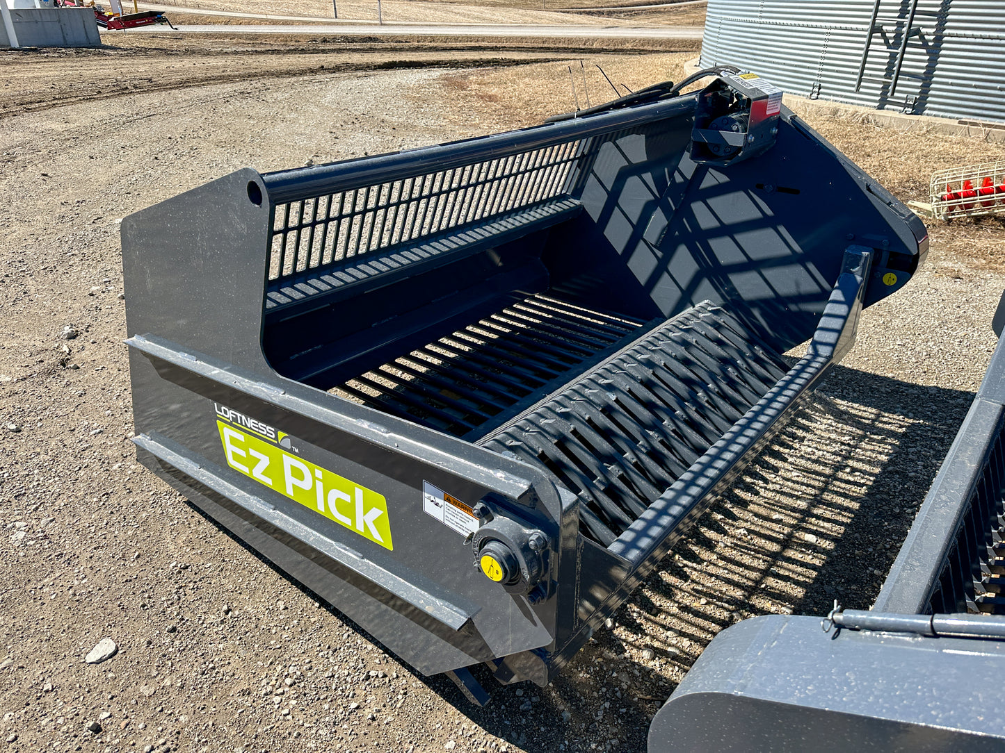 Loftness EZ Pick 720S Rock Picker